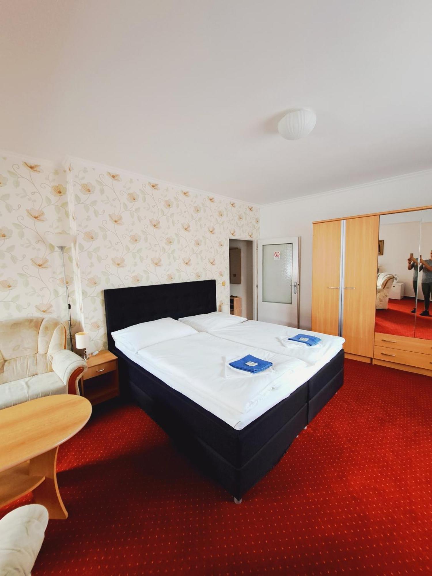Hotel Grand 2*